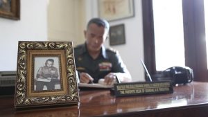 Diorama meja kerja Jenderal Nasution (c) 2016 Merdeka.com 