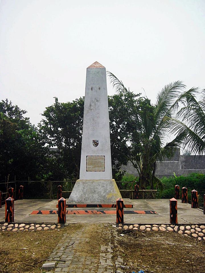 tugu-ampera