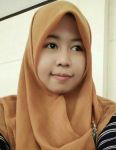 Vera Safitri. Penyendiri tangguh. Surel: verasafitri602@gmail.com 