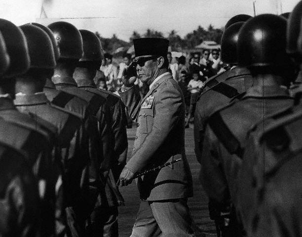 soekarno-vs-tentara