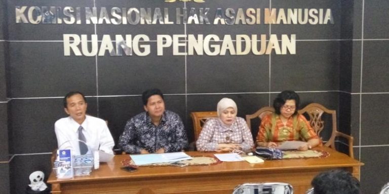 kompas_komnasham