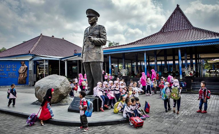 nyt_soeharto