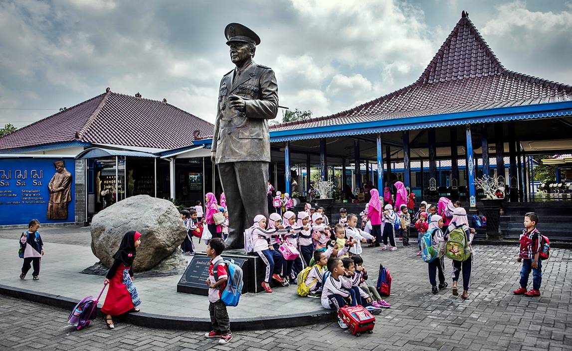 nyt_soeharto