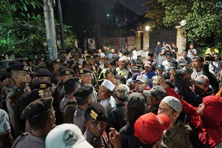 kompas_2941375658