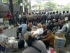 LBH JAKARTA ✔ @LBH_Jakarta
Update situasi di depan Gedung YLBHI/LBH Jakarta. Para lansia masih belum diperbolehkan masuk oleh aparat kepolisian
1:00 PM - Sep 16, 2017